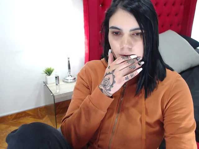 צילומי מסך משודרים AliceRoss