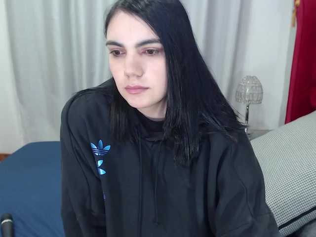 צילומי מסך משודרים AliceRoss