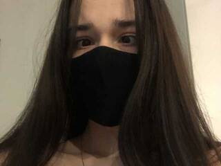 צ'אט וידאו ארוטי alicelalise