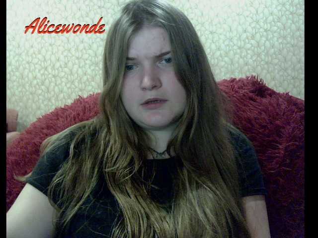 צילומי מסך משודרים AliceWonde