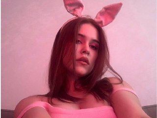 צ'אט וידאו ארוטי AliceWyliee
