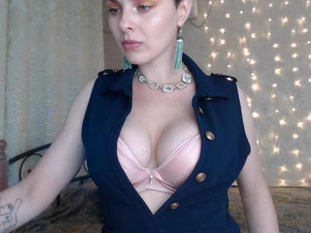 צילומי מסך משודרים AlienKamila