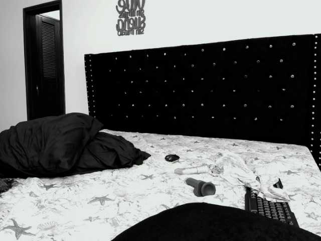 צילומי מסך משודרים AliiceJackson