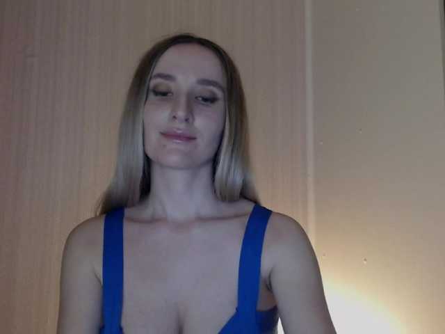 תמונות Alina-Lovely Hey I am Alina!Lovense on,works from 10 tk. c2c 40 tk . Clic love