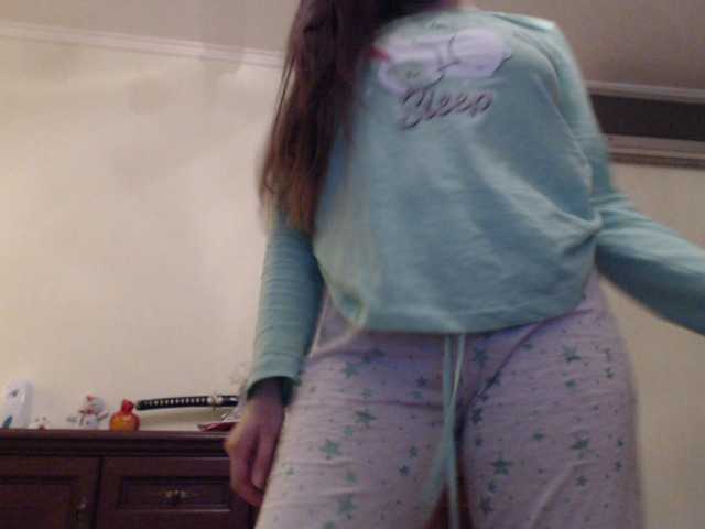 צילומי מסך משודרים AlinaBertie3