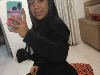 צ'אט וידאו ארוטי alinaharper