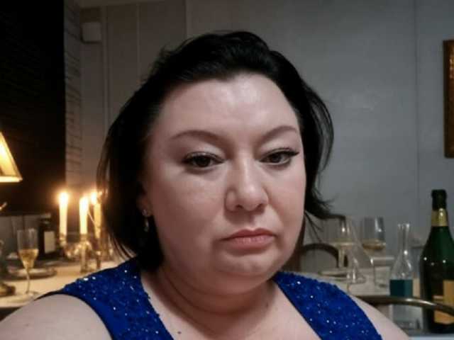 תמונה של הפרופיל Alinahott1