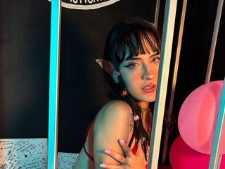 צ'אט וידאו ארוטי AlinaSvetlana