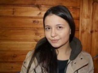 צ'אט וידאו ארוטי alinochkka