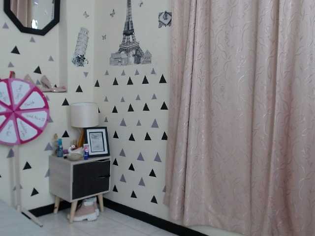 צילומי מסך משודרים Alis0n-silver