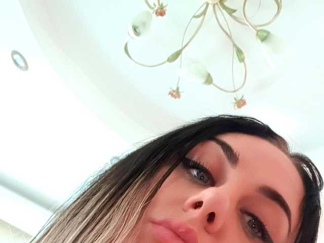 תמונה של הפרופיל AlisaKisa555
