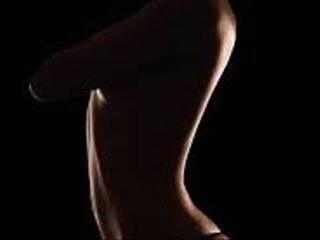 צ'אט וידאו ארוטי AlisonSummer