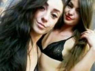 צ'אט וידאו ארוטי alisriox