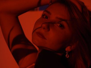 צ'אט וידאו ארוטי AlissaBerryy