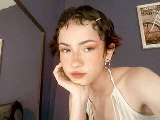 צ'אט וידאו ארוטי AlitaBoop