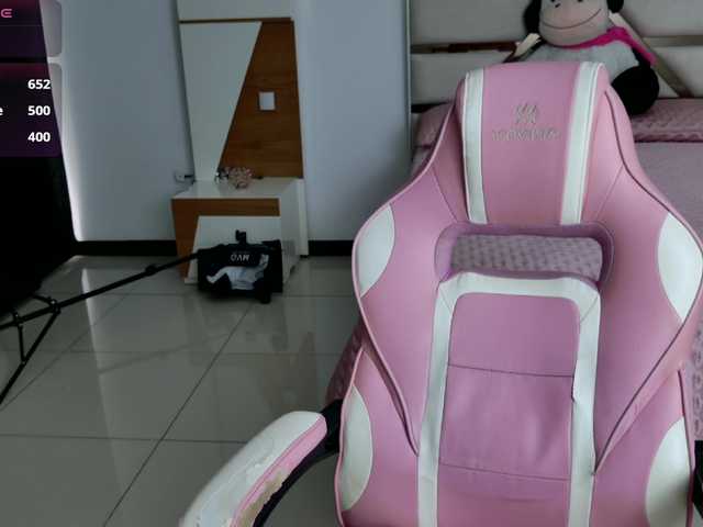 צילומי מסך משודרים AllisonPalmer