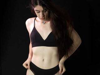 צ'אט וידאו ארוטי ally18