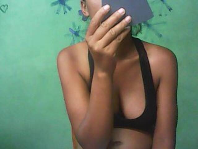 צילומי מסך משודרים almapleasure