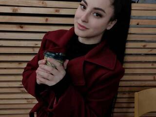 צ'אט וידאו ארוטי alvuski