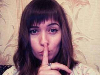 צ'אט וידאו ארוטי alyssakaza