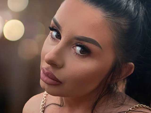 תמונה של הפרופיל AlyxDior