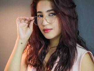 צ'אט וידאו ארוטי amberfoxx