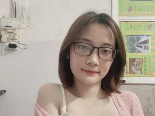 צ'אט וידאו ארוטי AmeliaAber