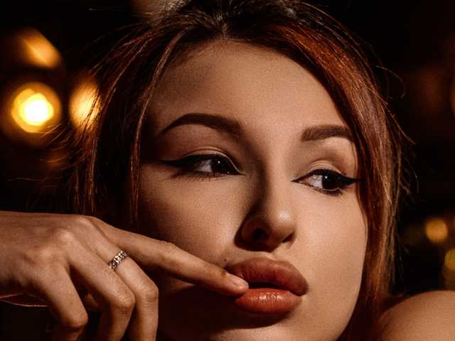 תמונה של הפרופיל AminaSicret