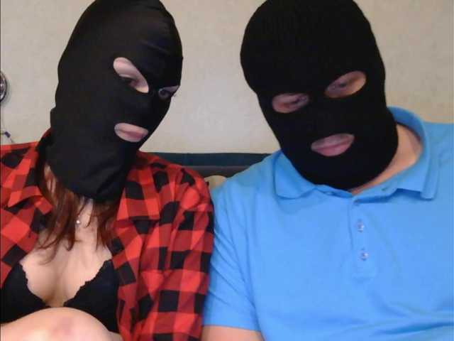 צילומי מסך משודרים amodestcouple1