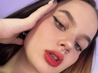 צ'אט וידאו ארוטי amy_Little_doll