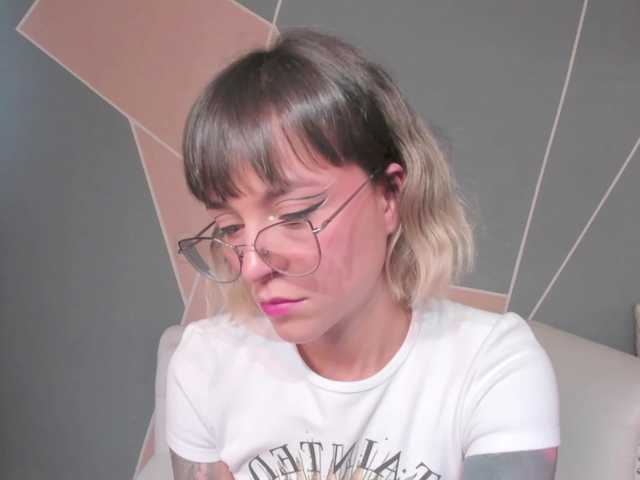 תמונות AmyAddison Are you hungry baby? I want to swallow you up♥I want you to end in my mouth♥fingering+blowjob@goal♥lovense on 999