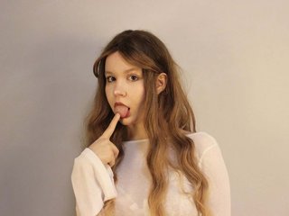 צ'אט וידאו ארוטי AmyHoneey