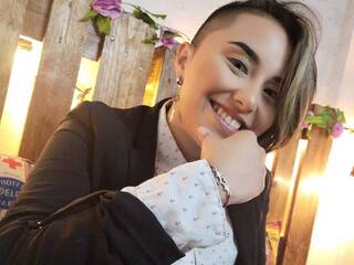 צ'אט וידאו ארוטי Amysedarys25