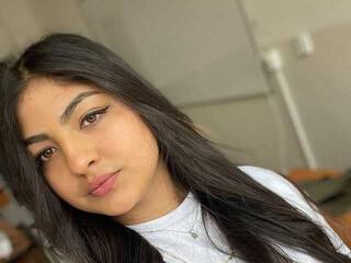 צ'אט וידאו ארוטי AnabelLuisa