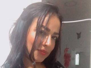 צ'אט וידאו ארוטי Anah-23