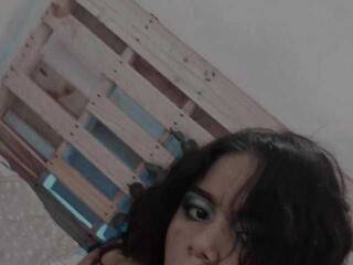 צ'אט וידאו ארוטי AnastasiaJhonson