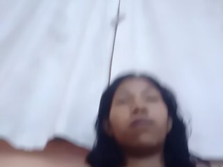 צ'אט וידאו ארוטי AndieLaLovves