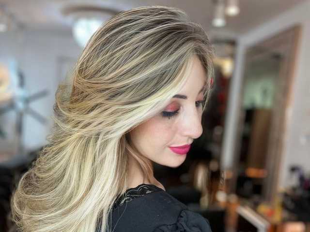 תמונה של הפרופיל AndreinaSuann