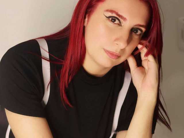 תמונה של הפרופיל angel-red