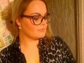 צ'אט וידאו ארוטי angelann