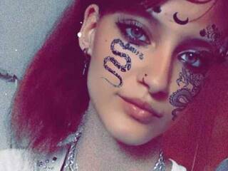 צ'אט וידאו ארוטי AngelDeatha