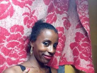 צ'אט וידאו ארוטי Angelicah69