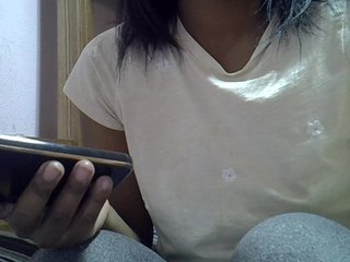 צ'אט וידאו ארוטי Angelinah75