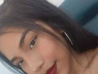 צ'אט וידאו ארוטי angelinapurpl