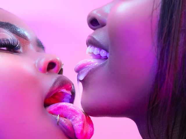 תמונה של הפרופיל angelineYasminlove