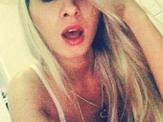 צ'אט וידאו ארוטי angelinka11