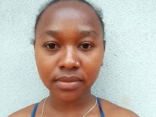 צ'אט וידאו ארוטי Angellette