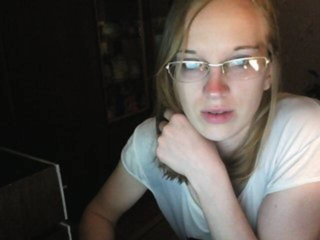 צילומי מסך משודרים Angelpussy1