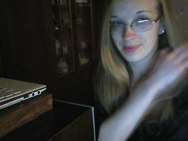 צילומי מסך משודרים Angelpussy1