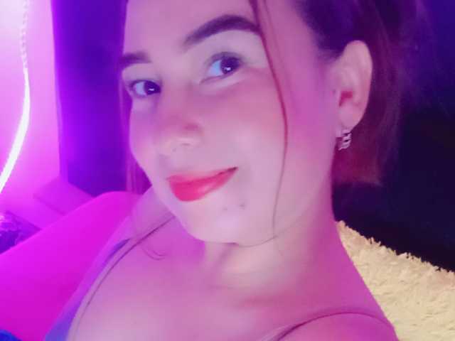 תמונה של הפרופיל ANGELY97